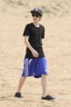 /album/praia-de-palm-beach-em-sidney-australia/normal-justin-bieber-beach-28-0-jpg/